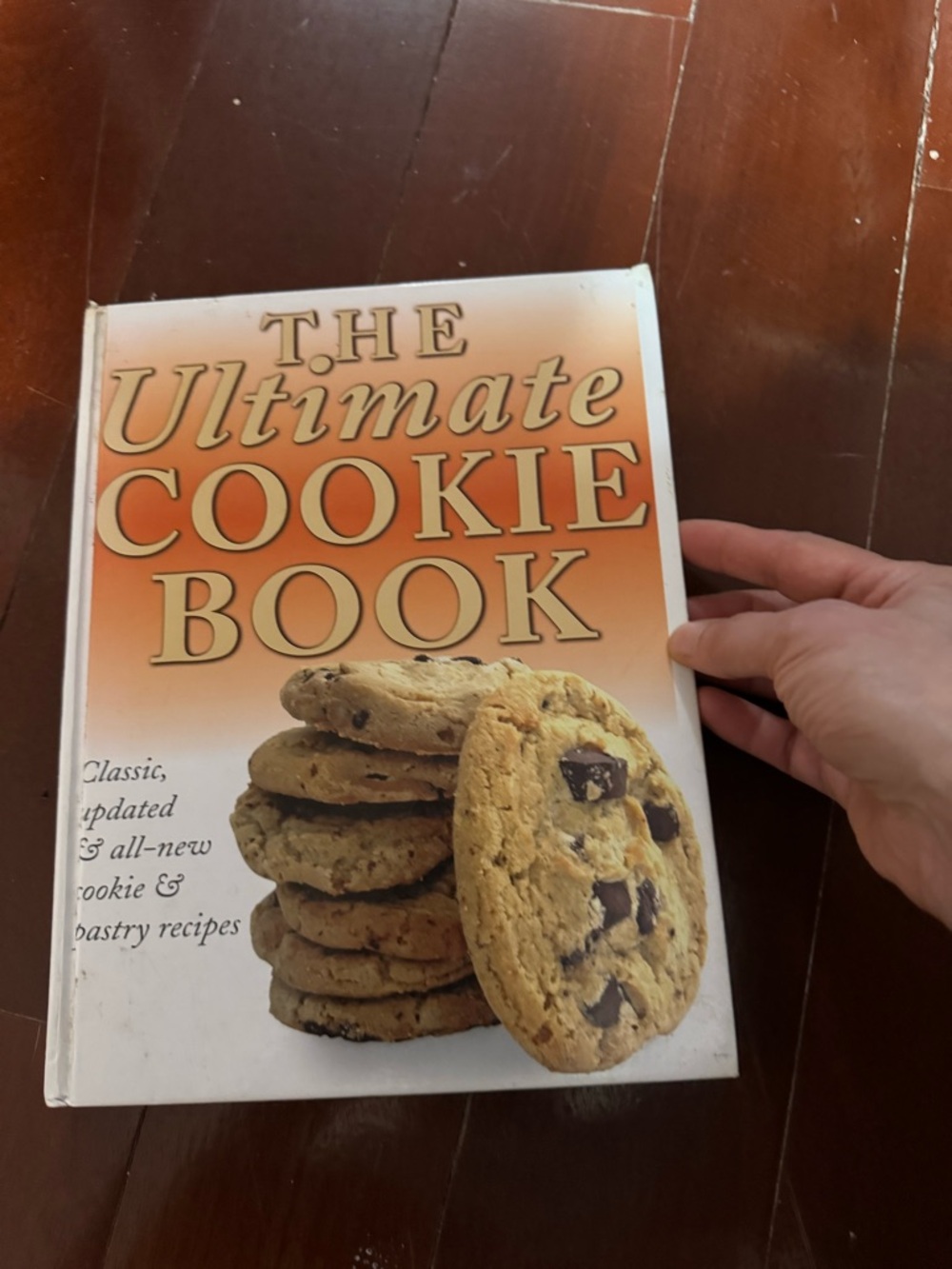 The Ultimate Cookie Book - Orange & Cream Cookbook